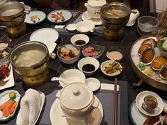 -半岛翡丽海鲜自助餐厅(观风亭店)