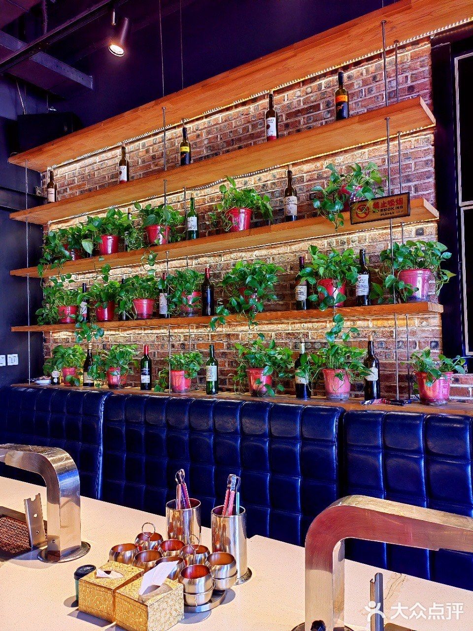 总有一天你的心上人会手持烤羊腿，脚踩棉花云来找你