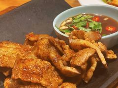 瓦片烤五花肉-山茶云南菜(永安里店)