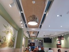 -丽丽三鲜螺蛳粉(田林路店)