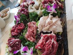 精品全牛宴-为什么牛潮汕牛肉火锅(中信广场店)