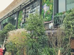 -临界音乐酒馆·小龙虾·江湖菜(华熙LIVE·鱼洞店)
