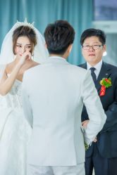 -MECCI婚礼摄影跟拍(红东方广场店)