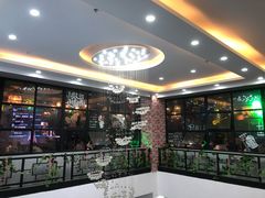 -烤圣自助美食音乐餐厅