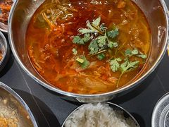 -许哥东北烧烤·铁丳烤串·宫后夹肉(繁花中心店)