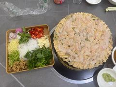 -官塘陈记鱼生·潮汕砂锅粥·潮汕生腌牛肉火锅(潮枫路总店)