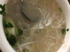 萝卜粉丝汤-铁东熏肉大饼铺