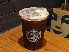 -星巴克(上海虹桥新天地二店)
