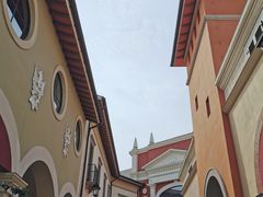 -佛罗伦萨小镇广佛名品奥特莱斯(疏港路店)