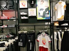 -上品折扣(回龙观店)