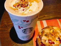 -星巴克(西藏路店)