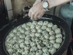 -老字号眼镜子煎包汤包店