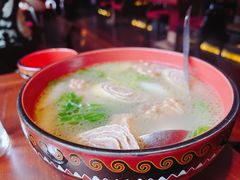 懒人杂菜汤-花马天堂云南餐厅 Lost Heaven(外滩店)