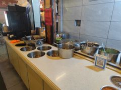 餐具摆设-沈记土鸡米线(七星街品牌中心店)