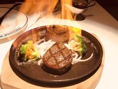 燃焰朗姆牛排-俄士厨房(万松园店)
