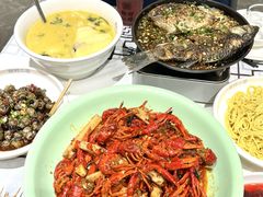 -靓虾二哥长沙地标小龙虾(五一广场店)
