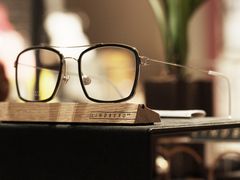-目艮眼镜SHOWROOM(品牌集合店)