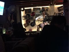 -南锣鼓巷吉他吧(鼓楼店)