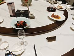 -梅花香里大酒店(郁金香路店)