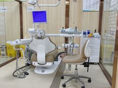 -爱牙联合口腔(门诊报销 海云庵店)