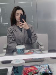 -PE SALON