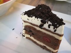 黑森林蛋糕-LENBACH兰巴赫西餐啤酒坊(大连东港店)