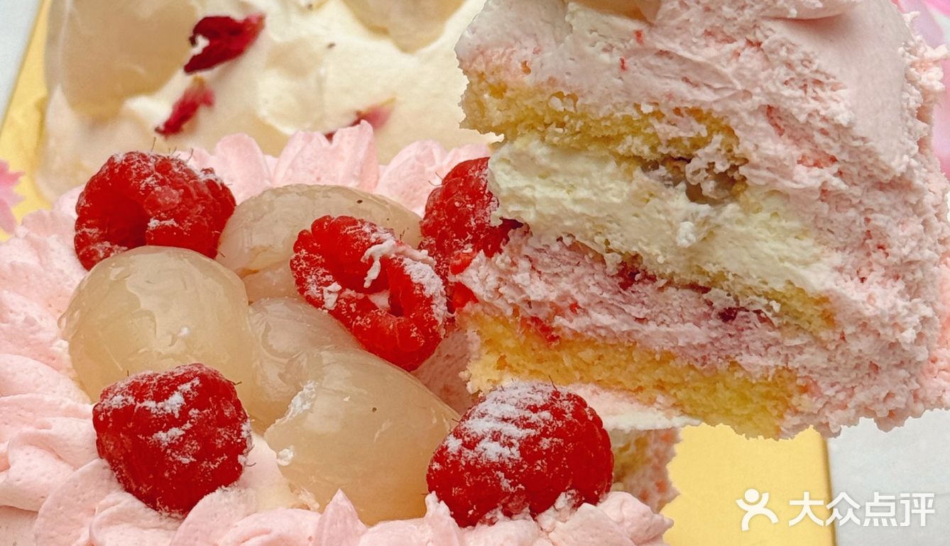 谁懂！！买个蛋糕🍰被妈妈夸了一整天