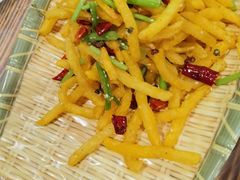 干煸土豆丝-肥肥虾庄·金牌油焖大虾(汉口城市广场店)