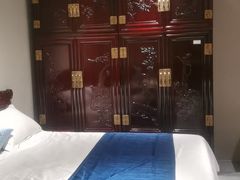 -九典红木(市区总部店)