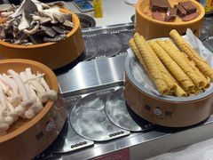 -龍歌自助小火锅(市北台东利群店)