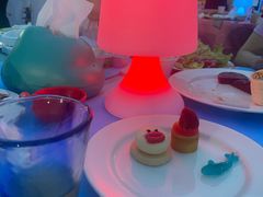 -水桶王国主题餐厅·聚会·生日派对·亲子活动·家庭套餐(亚龙湾希尔顿店)