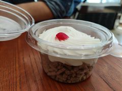 -红宝石·鲜奶小方·海派西点房(南丹店)