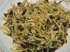 -老码头黑皮肘子锅包肉(赣水路店)