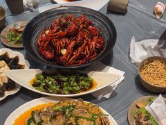 -肥肥虾庄·金牌油焖大虾(杨园滨江时代walk店)
