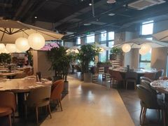 大堂-日进一片海.生腌海鲜火锅.宵夜烧烤(三里屯总店)