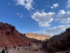 -天山神秘大峡谷