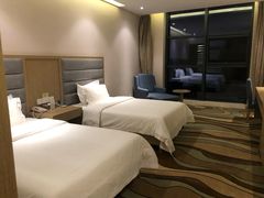 -兴芮温泉度假区