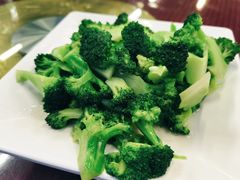 清炒西蓝花-金陵小厨