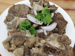 -苏莱特色牛骨滩羊手抓馆(长城东街总店)