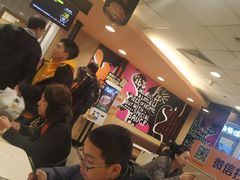 等位区-麦当劳(天兴罗斯福店)