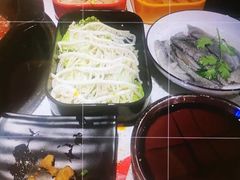 -钢管厂五区小郡肝串串香(南山店)