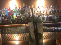 -Whisper Bar 