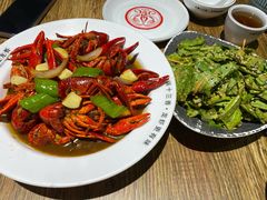 -叶派龙虾•招牌香辣蟹·海鲜(中海国际店)