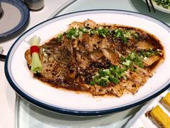 -八府香鸭·啫啫煲(华山路店)