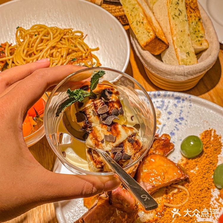 灵魂转角西餐厅[礼花]