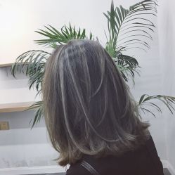 -茶发Salon·烫发染发理发