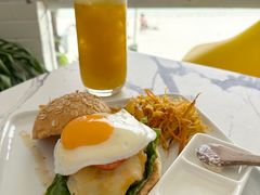 -The Sunny Side Cafe Station 1