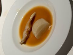 -新荣记(BFC外滩金融中心店)