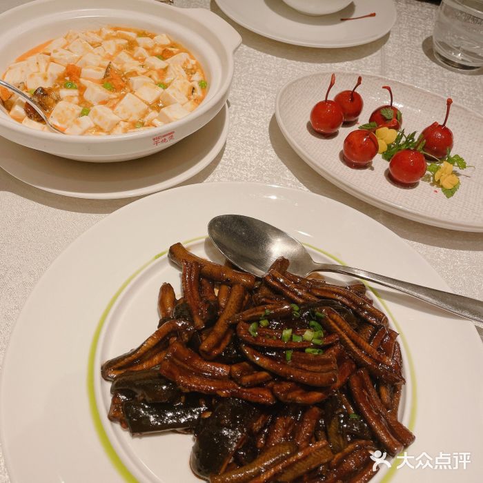 上海和平饭店龙凤厅 Dragon Phoenix本帮鳝丝图片