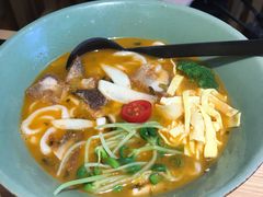 黄金脆皮猪五花面-陳八两面家(滨江天街店)